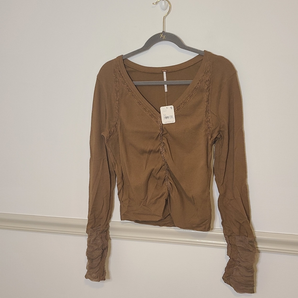 Free People Wear Me Out Lace Detail Top XL Olive NWT - Picture 3 of 7